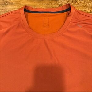 Lululemon Orange Textured Training Perfromance Gym Workout Running T Shirt Men L